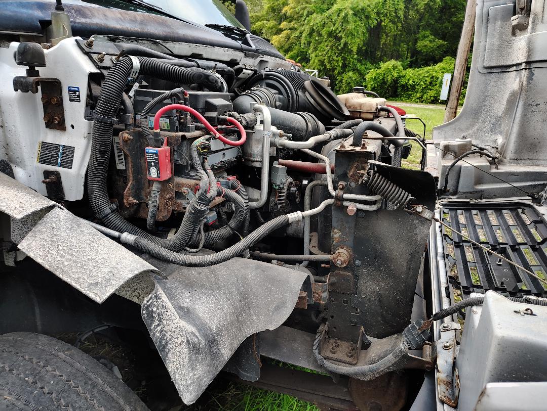 2005 GMC C5000 - Image 18